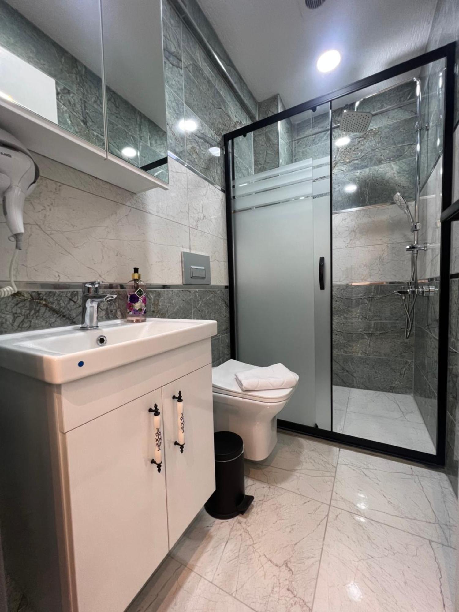 Feycem Suites Hotel اسطنبول المظهر الخارجي الصورة